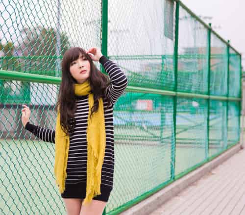 清纯甜美美女操场唯美写真