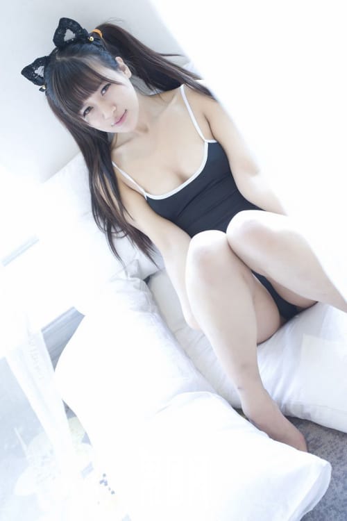 果团网清纯嫩模李佳瞳双马尾日系连体学生运动服性感写真