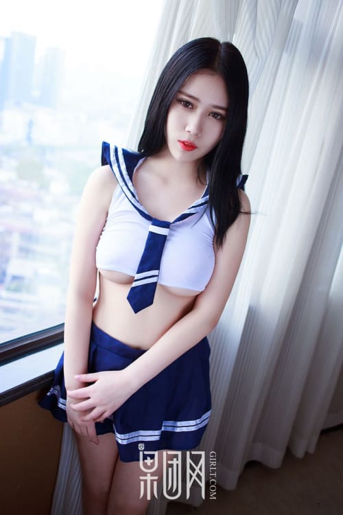 果团网模特校服装情趣蕾丝内衣诱惑私房写真