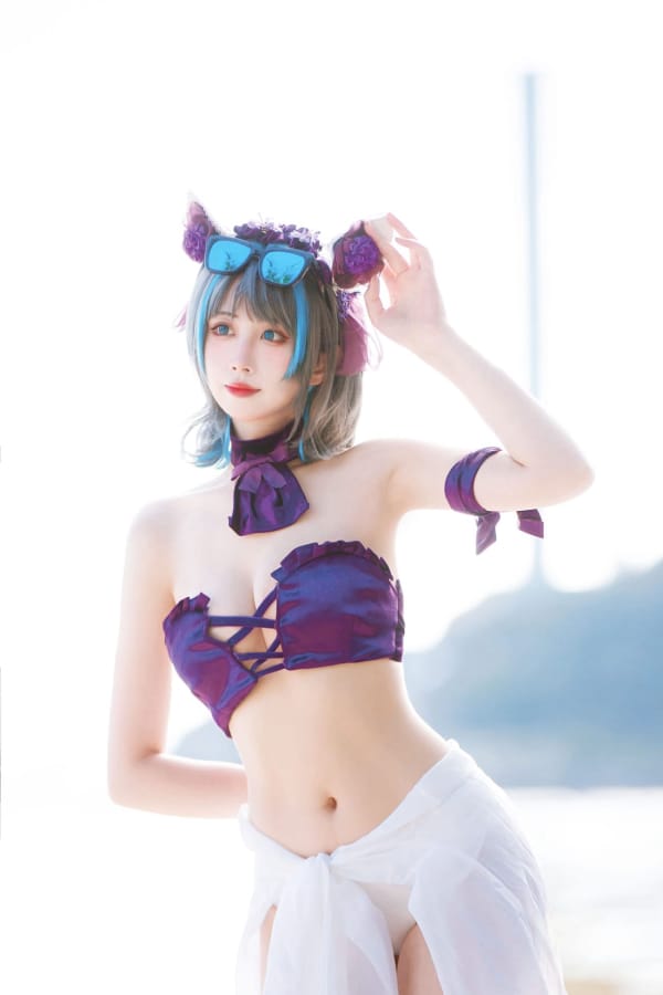 次元少女念雪ww小蛮腰清凉装扮碧蓝航线柴郡猫美图