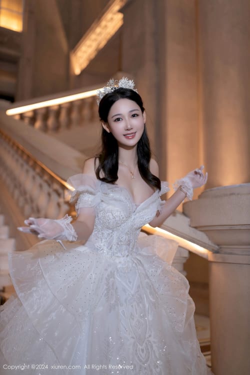 秀人网美女模特唐安琪白色婚纱搭配魅惑肉丝韩国旅拍