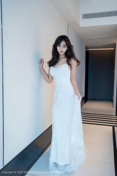 星颜社新人时安安白色长裙诱人白丝性感写真