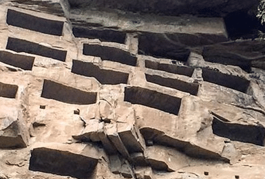 龙河悬棺是如何开凿出来的？龙河悬棺介绍