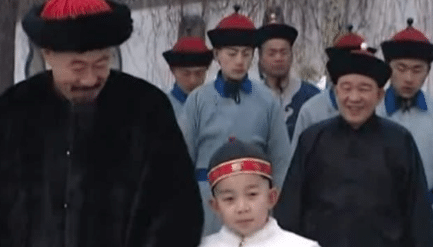 弘历、弘时和弘昼都不是嫡出，雍正为何对其是不同的态度？