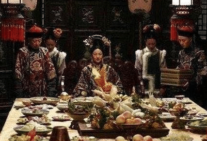 俗话说民以食为天 古人吃一顿饭大约是多少粮食