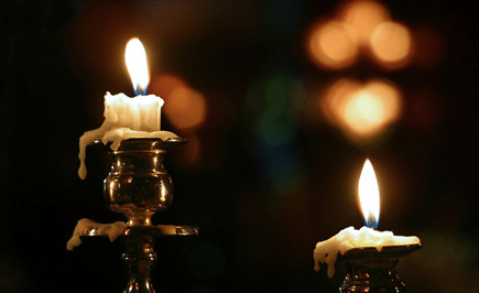 要知道古代是没电没网的，古人在夜晚真就日落而息吗？