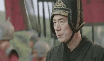 历史上黄皓肆意弄权，姜维为什么除不了他