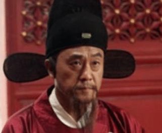 在古代，官员一般退休之后会去哪里？