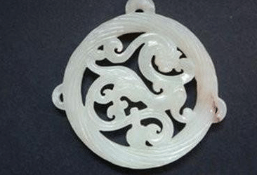 为什么古人喜欢佩戴玉？关于玉的文化源远流长