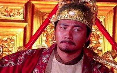 马皇后送大臣两枣一梨，大臣卷铺盖回家捡回一命