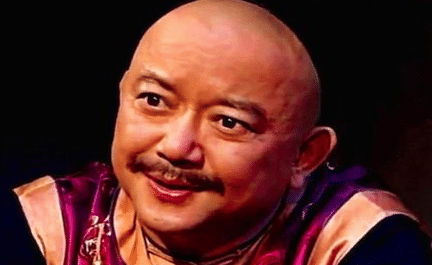 和珅这么腐败，乾隆为何会一直容忍和珅在手下做事？